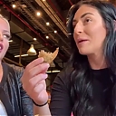 HOLAAAA_2121_Bogota2C_Colombia_WWE_Mandy_Rose_Sonya_Deville_Damandyz_Donutz_mp40266.jpg