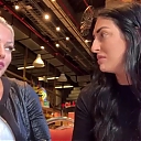 HOLAAAA_2121_Bogota2C_Colombia_WWE_Mandy_Rose_Sonya_Deville_Damandyz_Donutz_mp40283.jpg