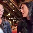 HOLAAAA_2121_Bogota2C_Colombia_WWE_Mandy_Rose_Sonya_Deville_Damandyz_Donutz_mp40284.jpg