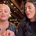 HOLAAAA_2121_Bogota2C_Colombia_WWE_Mandy_Rose_Sonya_Deville_Damandyz_Donutz_mp40287.jpg