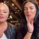 HOLAAAA_2121_Bogota2C_Colombia_WWE_Mandy_Rose_Sonya_Deville_Damandyz_Donutz_mp40305.jpg