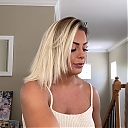MY_NEW_LOOK21_How-to_do_your_makeup_in_less_than_10_mins21_mp40430.jpg