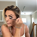 MY_NEW_LOOK21_How-to_do_your_makeup_in_less_than_10_mins21_mp40590.jpg