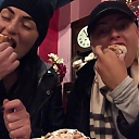 SPECIAL_Episode_of_DAMANDYZ_DONUTZ_in_Manchester_England_at_Richmond_Tea_Rooms21_________mp40098.jpg