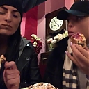 SPECIAL_Episode_of_DAMANDYZ_DONUTZ_in_Manchester_England_at_Richmond_Tea_Rooms21_________mp40101.jpg