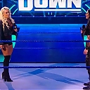 WWE_Friday_Night_SmackDown_2020_04_17_720p_HDTV_x264-NWCHD_mp40045.jpg