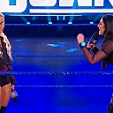 WWE_Friday_Night_SmackDown_2020_04_17_720p_HDTV_x264-NWCHD_mp40247.jpg