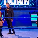 WWE_Friday_Night_SmackDown_2020_04_17_720p_HDTV_x264-NWCHD_mp40353.jpg