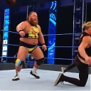 WWE_Friday_Night_SmackDown_2020_04_17_720p_HDTV_x264-NWCHD_mp40373.jpg