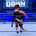 WWE_Friday_Night_SmackDown_2020_04_17_720p_HDTV_x264-NWCHD_mp40379.jpg