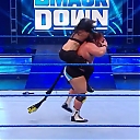 WWE_Friday_Night_SmackDown_2020_04_17_720p_HDTV_x264-NWCHD_mp40380.jpg