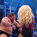 WWE_Friday_Night_SmackDown_2020_04_17_720p_HDTV_x264-NWCHD_mp40423.jpg