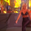 WWE_Friday_Night_SmackDown_2020_06_19_720p_HDTV_x264-NWCHD_mp40026.jpg