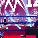 WWE_Friday_Night_SmackDown_2020_06_19_720p_HDTV_x264-NWCHD_mp40148.jpg