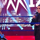 WWE_Friday_Night_SmackDown_2020_06_19_720p_HDTV_x264-NWCHD_mp40149.jpg
