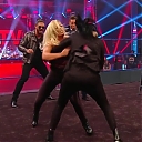 WWE_Friday_Night_SmackDown_2020_06_19_720p_HDTV_x264-NWCHD_mp40367.jpg