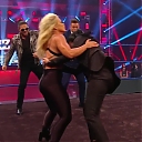 WWE_Friday_Night_SmackDown_2020_06_19_720p_HDTV_x264-NWCHD_mp40370.jpg
