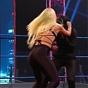 WWE_Friday_Night_SmackDown_2020_06_19_720p_HDTV_x264-NWCHD_mp40379.jpg