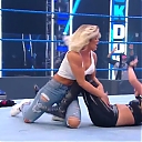 WWE_Friday_Night_SmackDown_2020_08_07_720p_HDTV_x264-NWCHD_mp40054.jpg