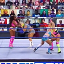 WWE_Friday_Night_SmackDown_2021_04_02_720p_HDTV_x264-NWCHD_mp40078.jpg