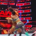 WWE_Monday_Night_Raw_2017_11_20_HDTV_x264-NWCHD_mp40040.jpg