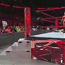 WWE_Monday_Night_Raw_2017_11_20_HDTV_x264-NWCHD_mp40062.jpg