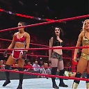 WWE_Monday_Night_Raw_2017_11_20_HDTV_x264-NWCHD_mp40069.jpg