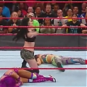 WWE_Monday_Night_Raw_2017_11_20_HDTV_x264-NWCHD_mp40111.jpg