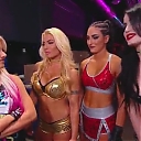 WWE_Monday_Night_Raw_2017_11_20_HDTV_x264-NWCHD_mp40260.jpg