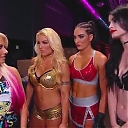WWE_Monday_Night_Raw_2017_11_20_HDTV_x264-NWCHD_mp40275.jpg