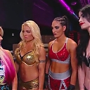 WWE_Monday_Night_Raw_2017_11_20_HDTV_x264-NWCHD_mp40278.jpg