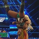 WWE_Monday_Night_Raw_2020_09_21_720p_HDTV_x264-NWCHD_mp40054.jpg