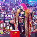 WWE_Monday_Night_Raw_2020_10_05_720p_HDTV_x264-NWCHD_mp40102.jpg