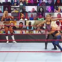 WWE_Monday_Night_Raw_2020_10_05_720p_HDTV_x264-NWCHD_mp40141.jpg