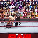 WWE_Monday_Night_Raw_2020_10_05_720p_HDTV_x264-NWCHD_mp40172.jpg
