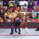 WWE_Monday_Night_Raw_2020_10_05_720p_HDTV_x264-NWCHD_mp40183.jpg