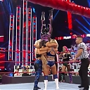 WWE_Monday_Night_Raw_2020_10_05_720p_HDTV_x264-NWCHD_mp40186.jpg