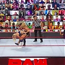WWE_Monday_Night_Raw_2020_10_05_720p_HDTV_x264-NWCHD_mp40204.jpg