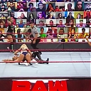 WWE_Monday_Night_Raw_2020_10_05_720p_HDTV_x264-NWCHD_mp40213.jpg