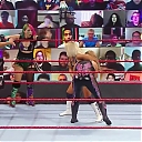 WWE_Monday_Night_Raw_2020_10_05_720p_HDTV_x264-NWCHD_mp40226.jpg