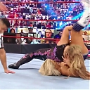 WWE_Monday_Night_Raw_2020_10_05_720p_HDTV_x264-NWCHD_mp40247.jpg