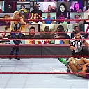 WWE_Monday_Night_Raw_2020_10_05_720p_HDTV_x264-NWCHD_mp40288.jpg