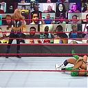 WWE_Monday_Night_Raw_2020_10_05_720p_HDTV_x264-NWCHD_mp40293.jpg