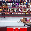 WWE_Monday_Night_Raw_2020_10_05_720p_HDTV_x264-NWCHD_mp40317.jpg