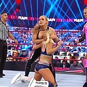 WWE_Monday_Night_Raw_2020_10_05_720p_HDTV_x264-NWCHD_mp40329.jpg