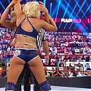 WWE_Monday_Night_Raw_2020_10_05_720p_HDTV_x264-NWCHD_mp40333.jpg