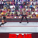 WWE_Monday_Night_Raw_2020_10_05_720p_HDTV_x264-NWCHD_mp40400.jpg