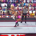 WWE_Monday_Night_Raw_2020_10_05_720p_HDTV_x264-NWCHD_mp40406.jpg