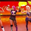 WWE_Monday_Night_Raw_2020_10_05_720p_HDTV_x264-NWCHD_mp40456.jpg