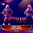 WWE_Monday_Night_Raw_2020_10_19_1080p_HDTV_x264-Star_mkv0043.jpg